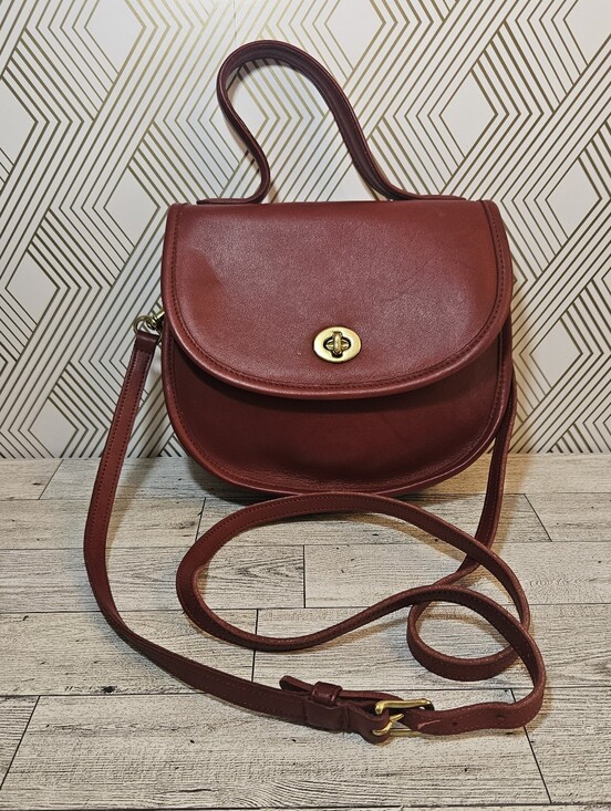 Coach Handbags - Vintage 1994 Coach Bella Court Bag 9957 Top Handle Cross Body Made in USA Red